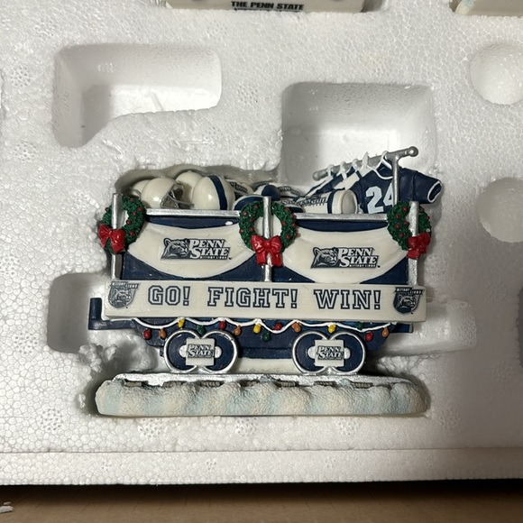 The Penn State Nittany Lions Christmas Express by Danbury Mint - Picture 6 of 7